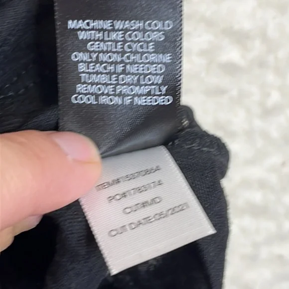 NWOT Torrid Womens Black Multicolor Lips Cotton Short Sleeve Top 1X PLUS - Picture 8 of 9